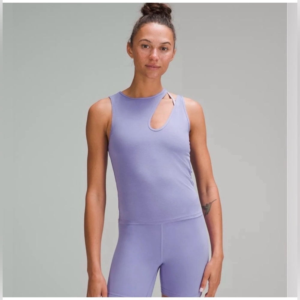 ✨NWT ✨Lululemon athletica Shoulder Cut-Out Yoga Tank Top Dark Lavender Sz 6